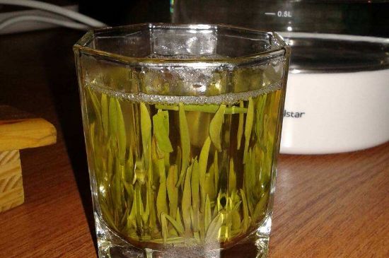 冷泡茶用什么茶葉最好，什么樣的茶適合冷泡？