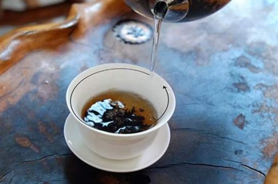 喝茶茶桌上的禮儀有哪些，泡茶待客十大禮儀不可不做！