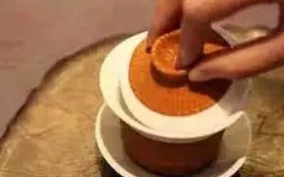 三才蓋碗的正確拿法，三才蓋碗抓碗法圖解