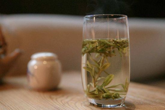 冷泡茶用什么茶葉最好，什么樣的茶適合冷泡？