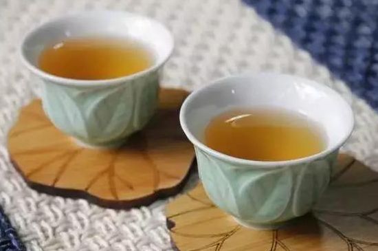 茶的三個(gè)禮儀，茶的禮儀小知識(shí)