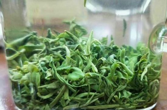 什么茶葉容易放香精，香精茶有什么危害？