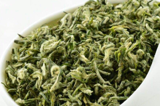 真假碧螺春泡水后區(qū)別，蘇州洞庭碧螺春怎樣鑒別好壞？