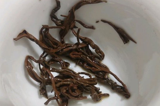 茶葉過期5年了但沒開封，茶葉放久了能喝嗎