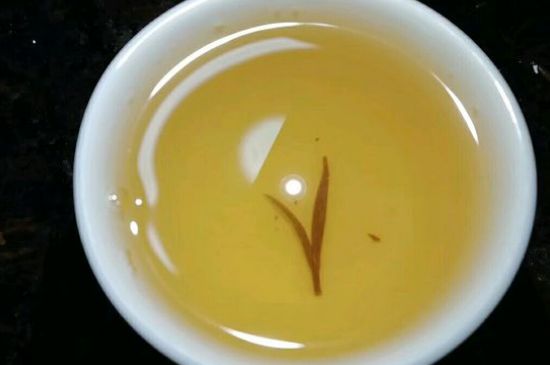 好壞金駿眉圖片對(duì)比，怎么挑選金駿眉茶葉