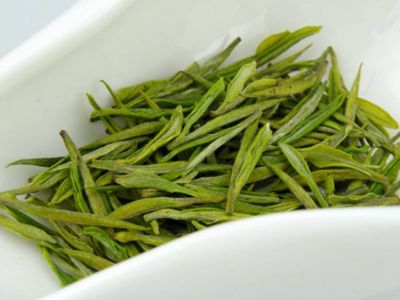 白茶顏色變黃還能喝嗎，發(fā)黃的白茶好不好？