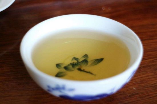 茉莉香精茶的鑒別方法，茉莉茶加香精怎樣識(shí)別？