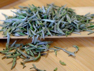 白毫銀針放幾年最好，白毫銀針什么年份最好？