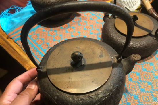 國產(chǎn)鐵壺危害，便宜鐵壺有毒嗎