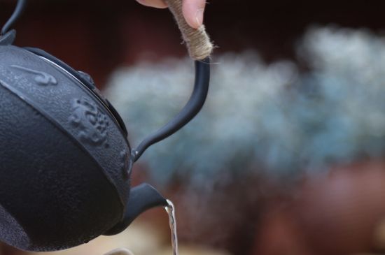 鐵壺是泡茶還是煮茶，鐵壺泡茶好嗎