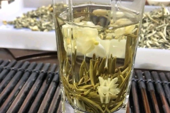 茉莉花花茶能煮嗎，喝茉莉花茶適合煮好還是泡好？