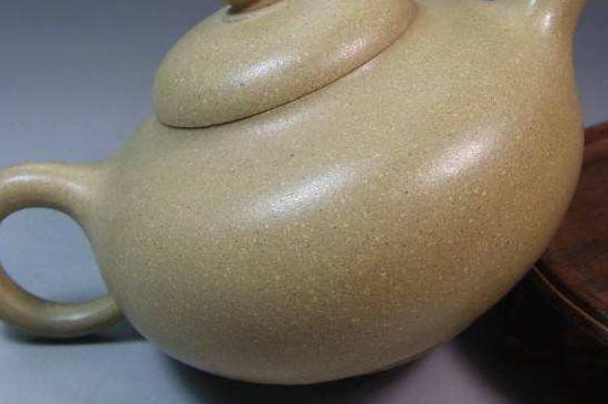 一把真正的本山綠泥壺最低多少錢，什么價格能買到本山綠泥紫砂壺？