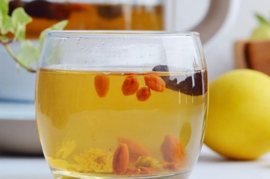 菊花茶的最佳搭配有哪幾樣，菊花茶和什么搭配喝效果好？