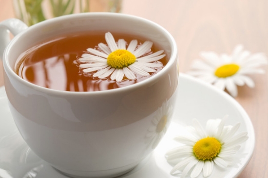 經(jīng)常菊花泡水好嗎，喝菊花茶有什么好處？