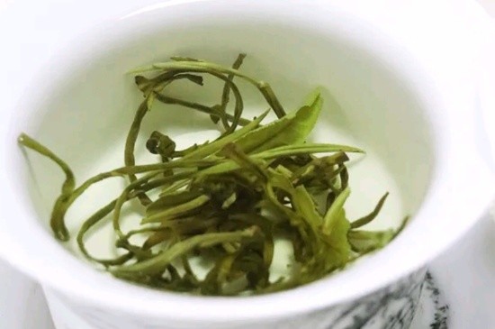 茉莉香珠跟龍珠有什么區(qū)別嗎，茉莉龍珠和茉莉香珠那個好？