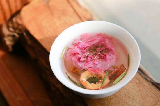 玫瑰花的最佳搭配，喝玫瑰花茶搭配什么喝好？