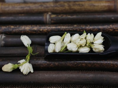 茉利花茶有什么功效作用，不適合什么人喝？