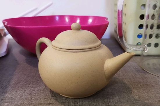 手工紫砂壺和模具壺有什么區(qū)別，快速鑒別手工壺模具壺