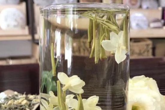 茉莉龍珠保質(zhì)期多長時(shí)間，茉莉龍珠茶放幾年了還能喝嗎？