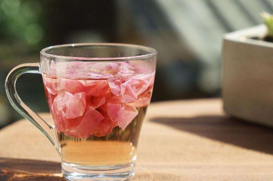 玫瑰花茶和什么搭配好，玫瑰花茶的搭配大全！