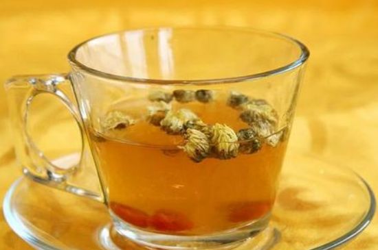 菊花茶的最佳搭配有哪幾樣，菊花茶和什么搭配喝效果好？