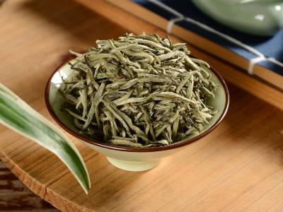 白茶煮好還是泡好喝，老白茶是泡還是煮？