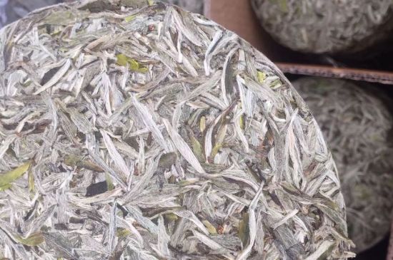7年壽眉和2年白牡丹哪個(gè)好，老白茶壽眉與白牡丹的口感區(qū)別