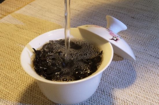 大紅袍茶葉好嗎？大紅袍被譽(yù)為“茶中之王”！