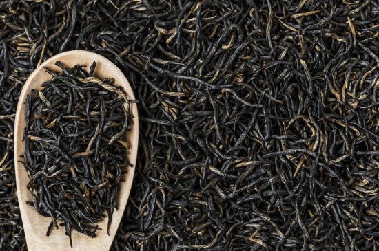 紅茶放置10年還能喝嗎，多年過期紅茶居然還能喝？