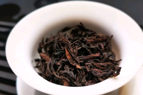 長期喝巖茶會上火嗎？巖茶這樣喝了容易上火！