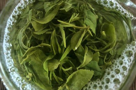 綠茶放了三年還能喝嗎，綠茶放久了喝了會怎樣