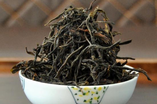 蜜蘭香和鴨屎香區(qū)別，鳳凰單樅鴨屎香vs蜜蘭香圖片對(duì)比