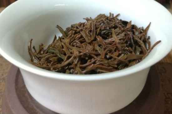 正山小種適合女人喝嗎，女人經(jīng)常喝正山小種茶好嗎