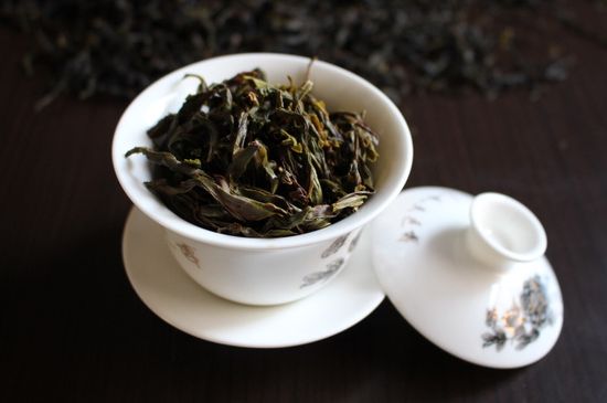 鋸朵仔跟鴨屎香哪個貴，鋸朵子和鴨屎香哪個好喝？