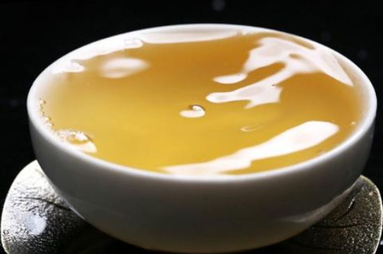 綠茶加重濕氣？濕氣體質(zhì)寒的人能喝綠茶嗎