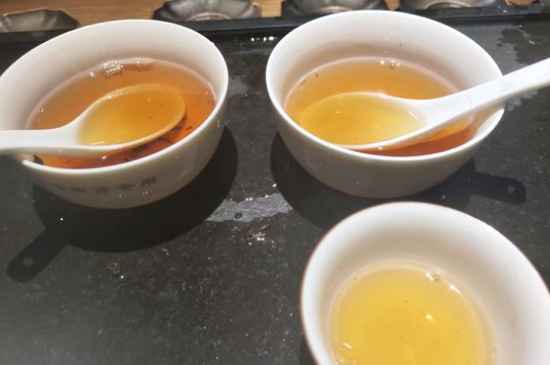 正山小種金駿眉哪個(gè)好，金駿眉正山小種的區(qū)別