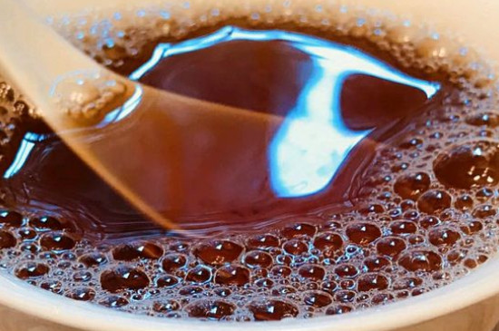 大紅袍煙熏味是好茶嗎，能不能喝對人體有壞處嗎