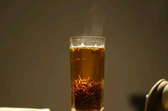 一天3杯紅茶抗癌，常飲紅茶對身體有好處！