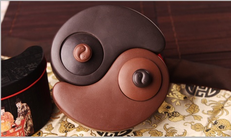 太極陰陽紫砂壺，創(chuàng)意格紫砂壺