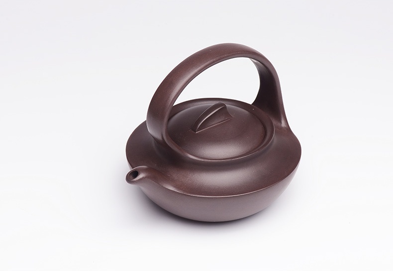 提梁精美紫砂壺，創(chuàng)意手工紫砂壺