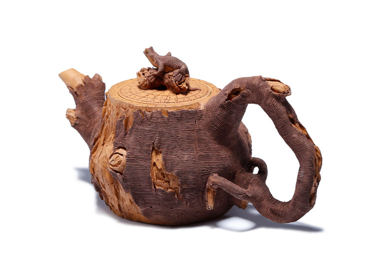 仿木外皮紫砂壺，創(chuàng)意木樁手工雕刻紫砂壺